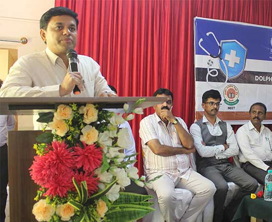 Walk-in Drive at Dolphin's Degree College